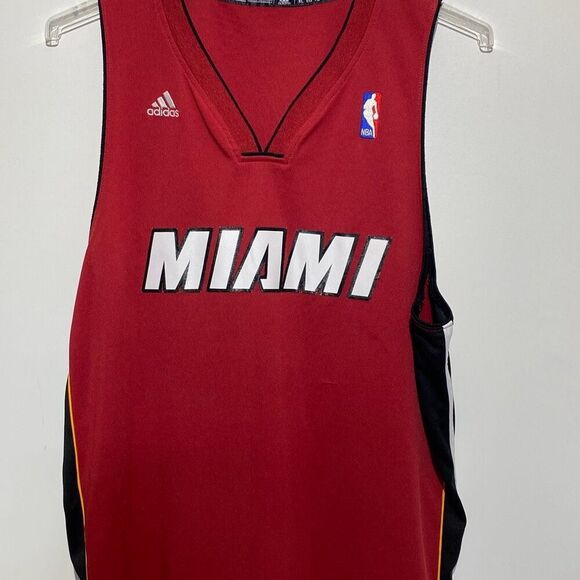 Adidas Men's Red Black  NBA Miami Heat Swingman Jersey Size XL - Picture 1 of 8